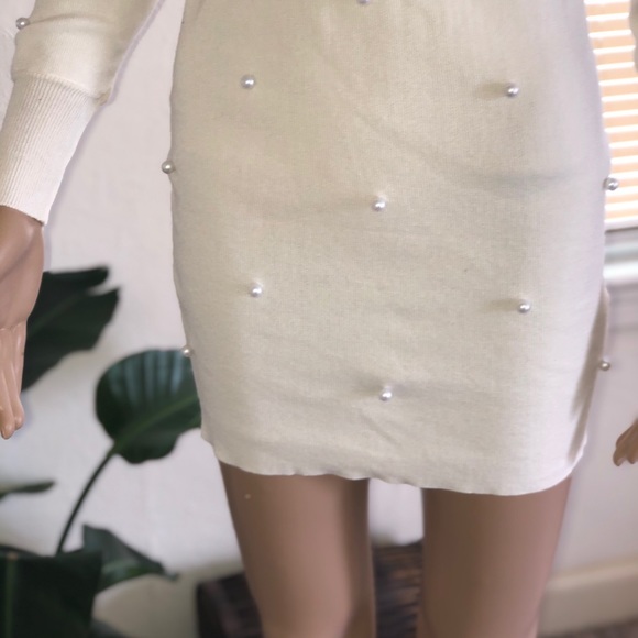 Cute & Classy Long-sleeve mini dress with pearls. - Picture 3 of 7